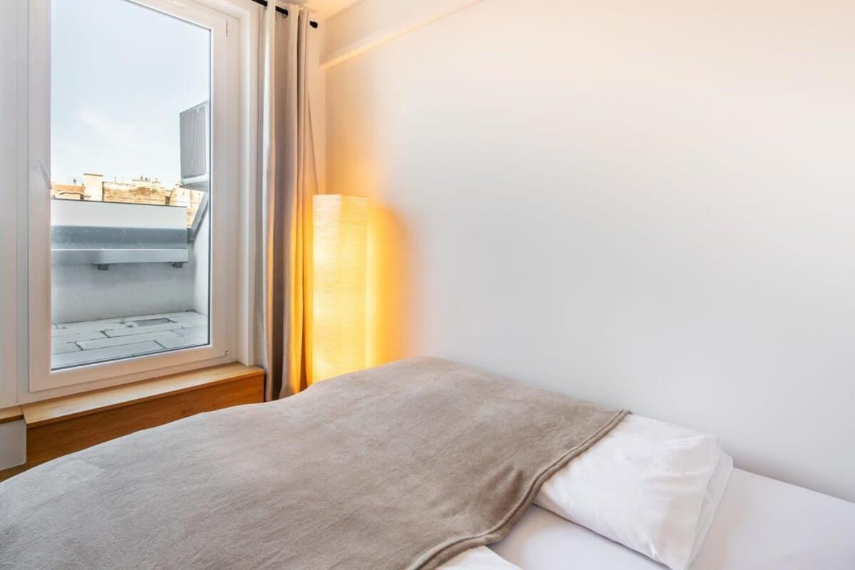 Cute Central Apartment With Balcony Βουδαπέστη Εξωτερικό φωτογραφία