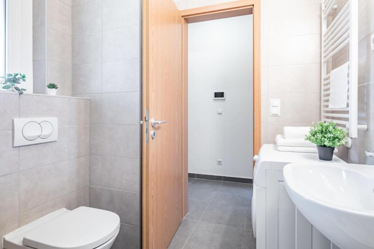 Cute Central Apartment With Balcony Βουδαπέστη Εξωτερικό φωτογραφία